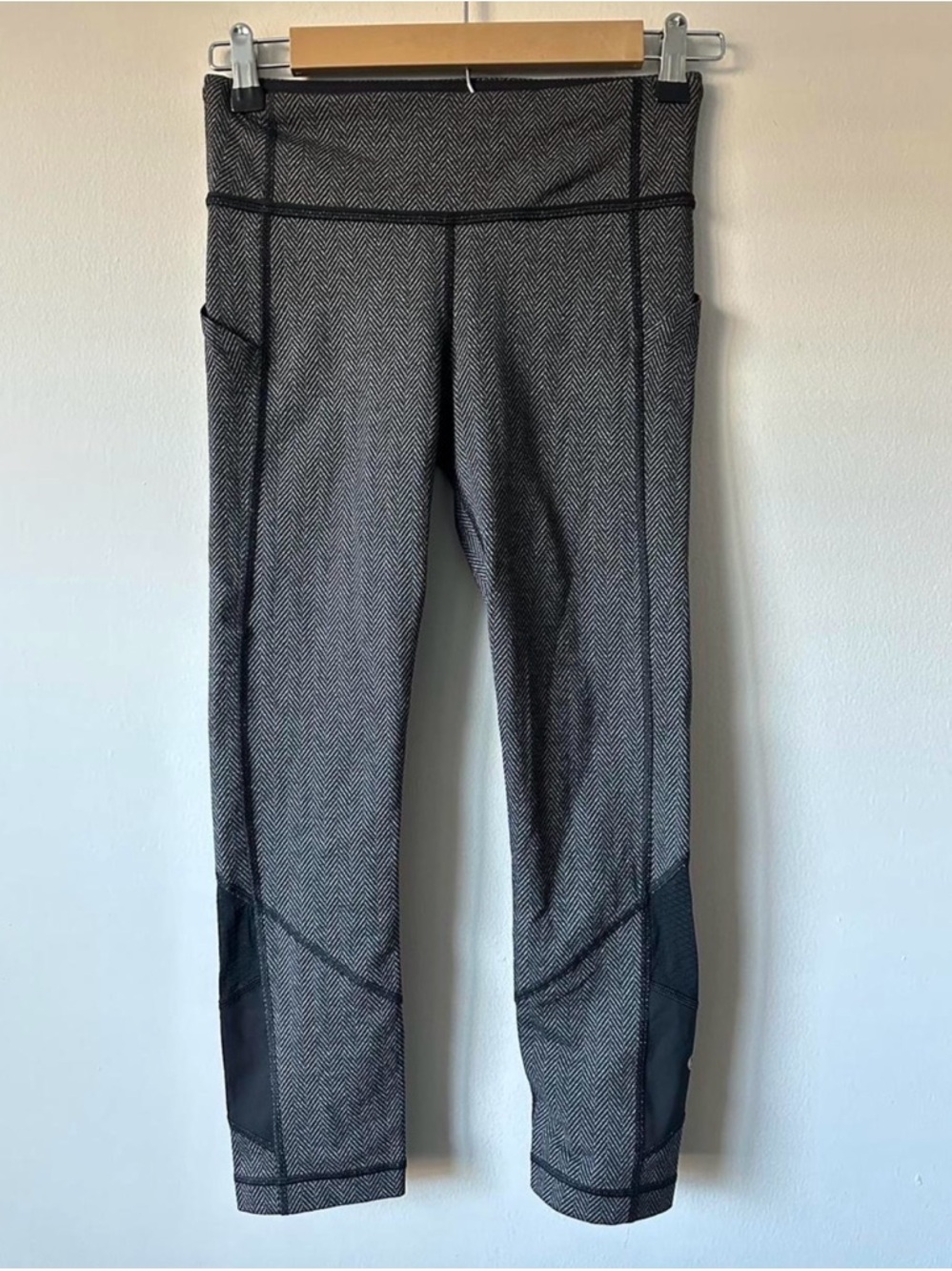 Lululemon Pace Rival Mid-Rise Crop Leggings  Sz 6